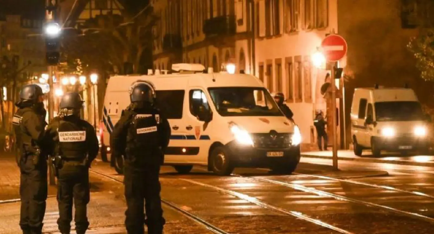 Gunman on run after killing three at Strasbourg Christmas market Gunman on run after killing three at Strasbourg Christmas market