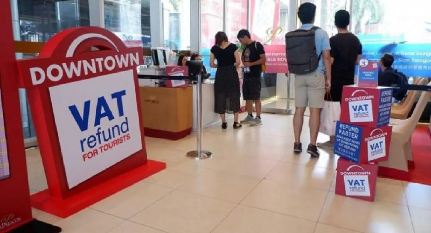 ‘Downtown VAT Refund for Tourists’ scheme gains momentum with opening of Siam Paragon counter
