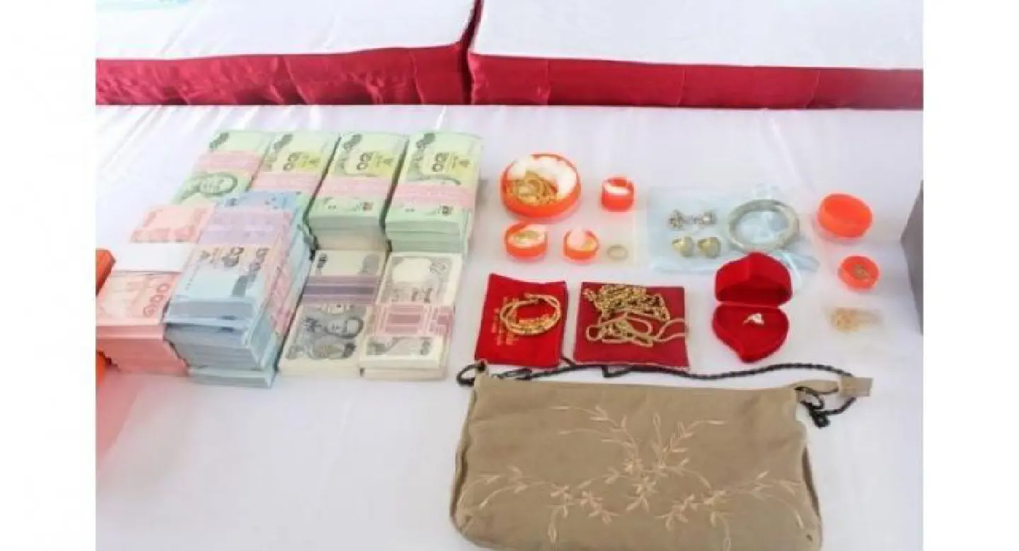 Bt240m of assets seized in Patong and Chiang Mai counterfeit goods raids Bt240m of assets seized in Patong and Chiang Mai counterfeit goods raids