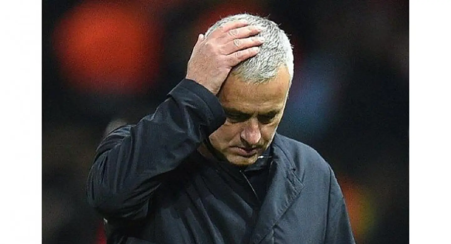 Manchester United lose patience and sack Mourinho Manchester United lose patience and sack Mourinho