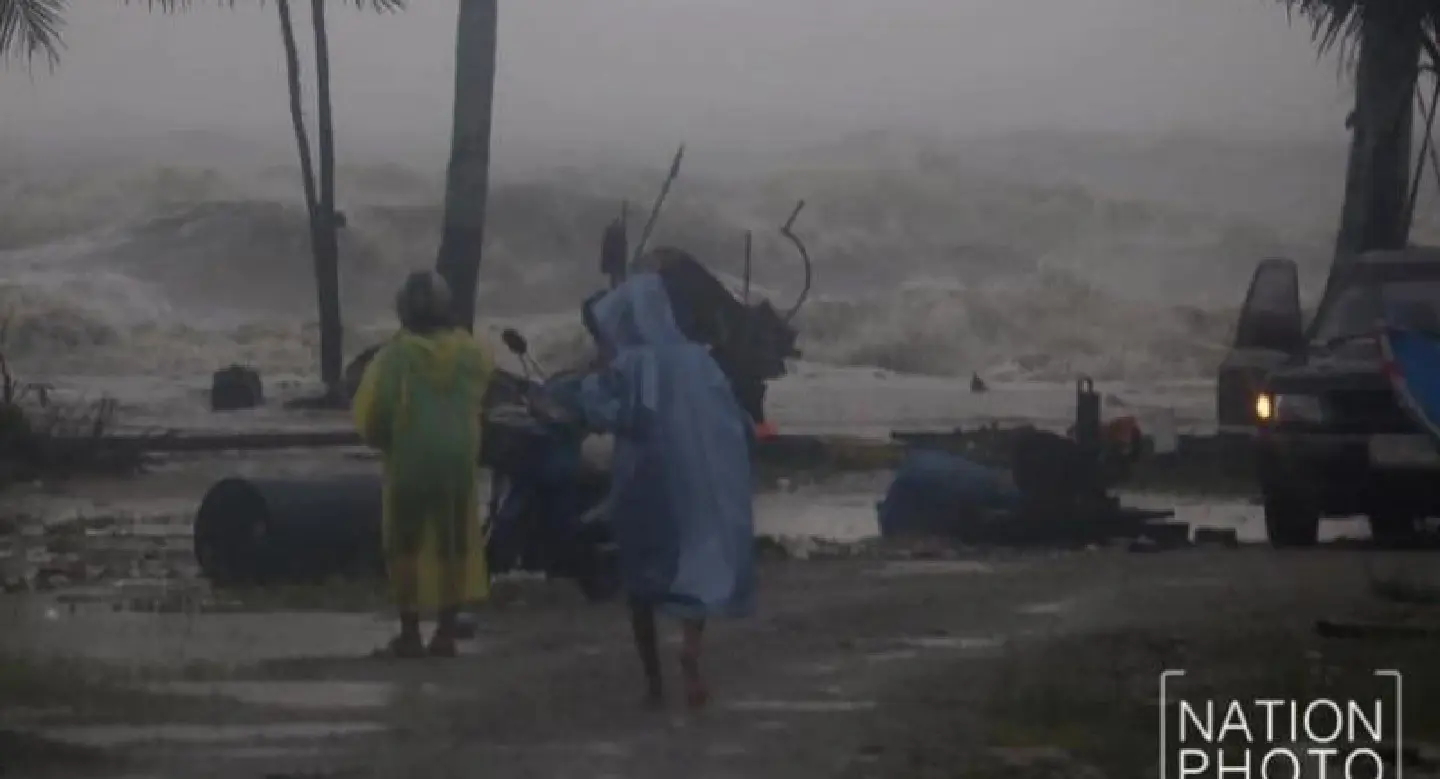 Stay inside, no selfie with Pabuk : southerners advised Stay inside, no selfie with Pabuk : southerners advised