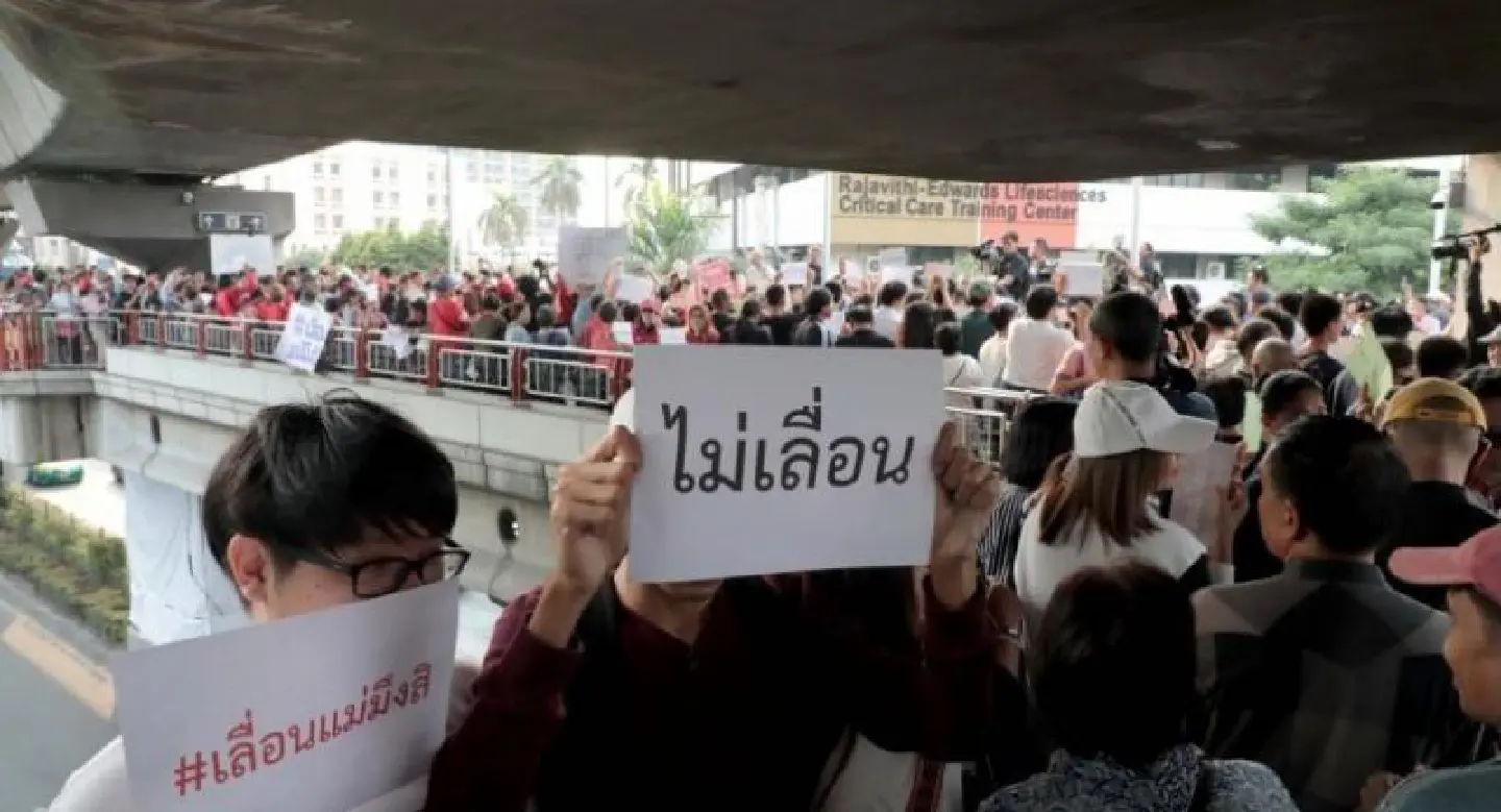 Pro-election group protests proposed poll delay