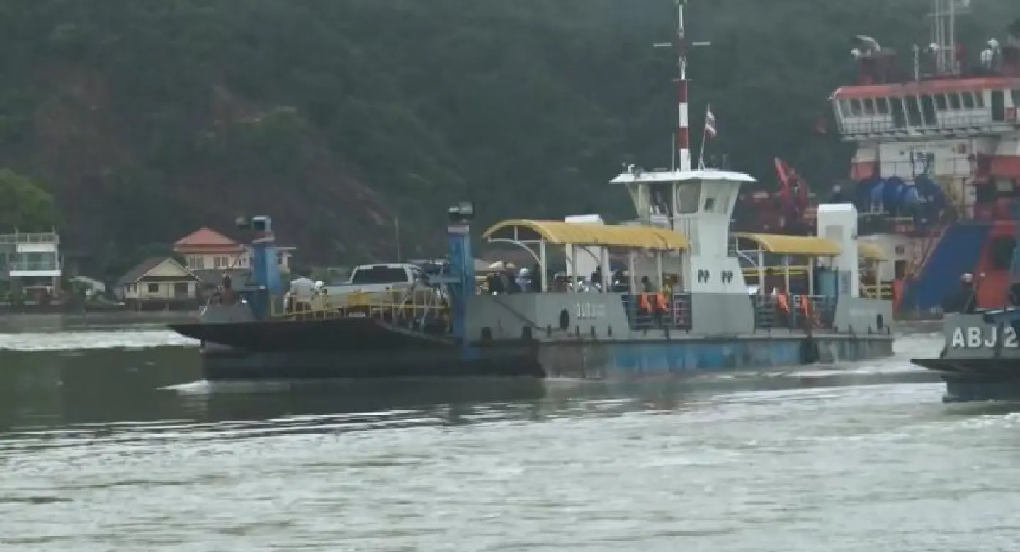 Normal life resumes in Songkhla after Pabuk passes through Normal life resumes in Songkhla after Pabuk passes through