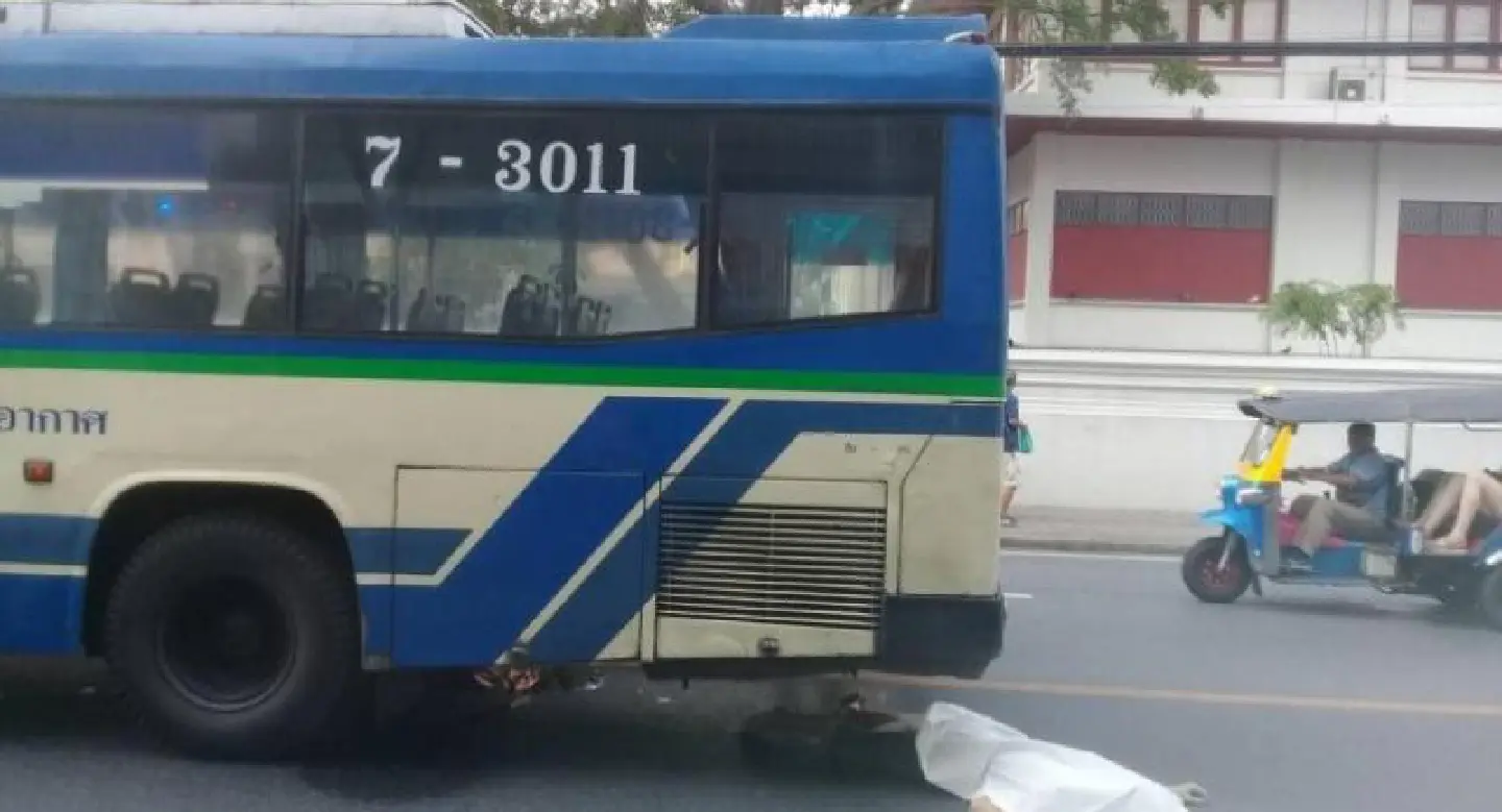 Unidentified western man crushed to death by Bangkok bus Unidentified western man crushed to death by Bangkok bus
