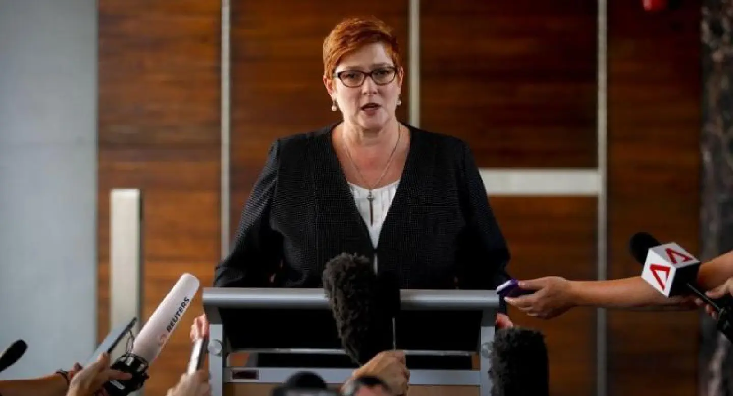 Australia FM visits Thailand amid Saudi asylum seeker saga Australia FM visits Thailand amid Saudi asylum seeker saga