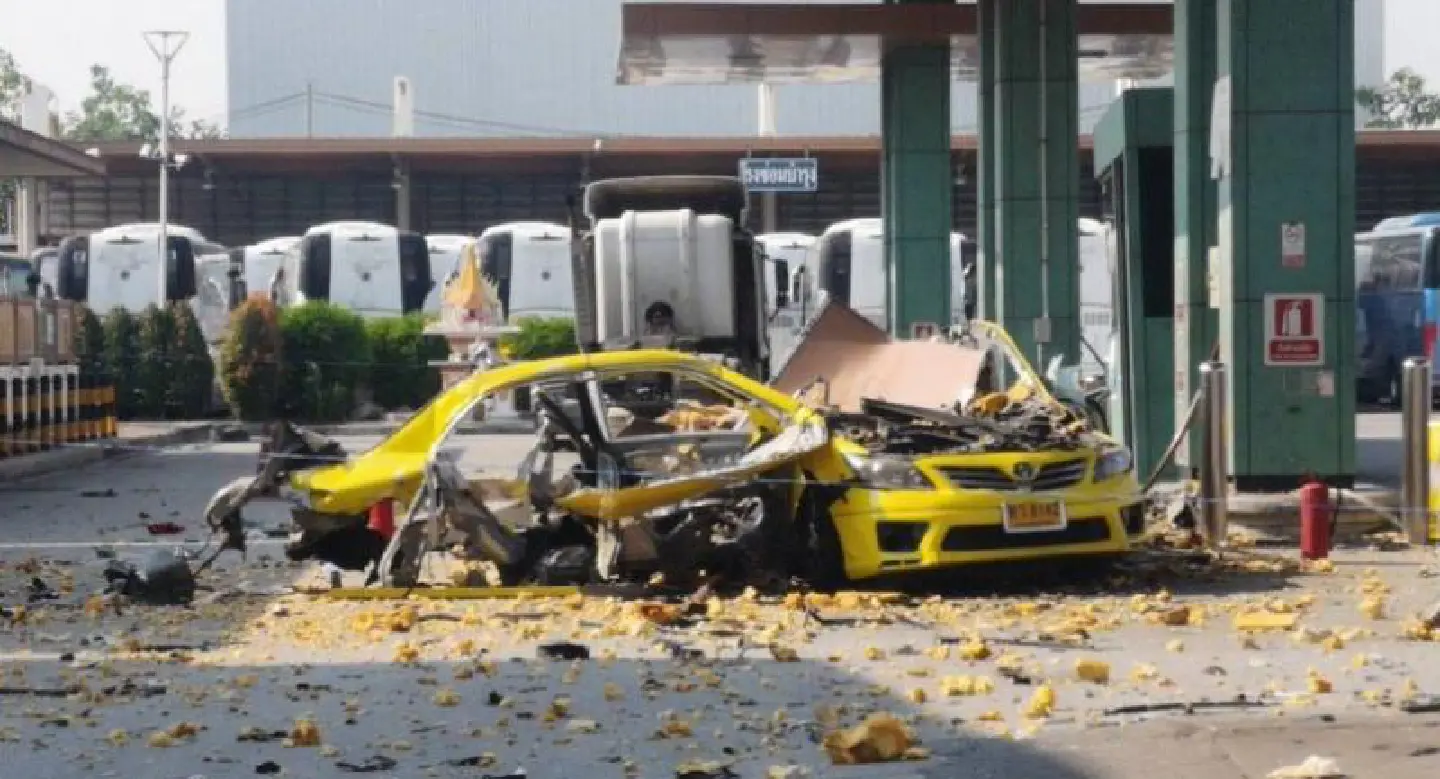 Three injured in Samut Prakan gas station explosion Three injured in Samut Prakan gas station explosion