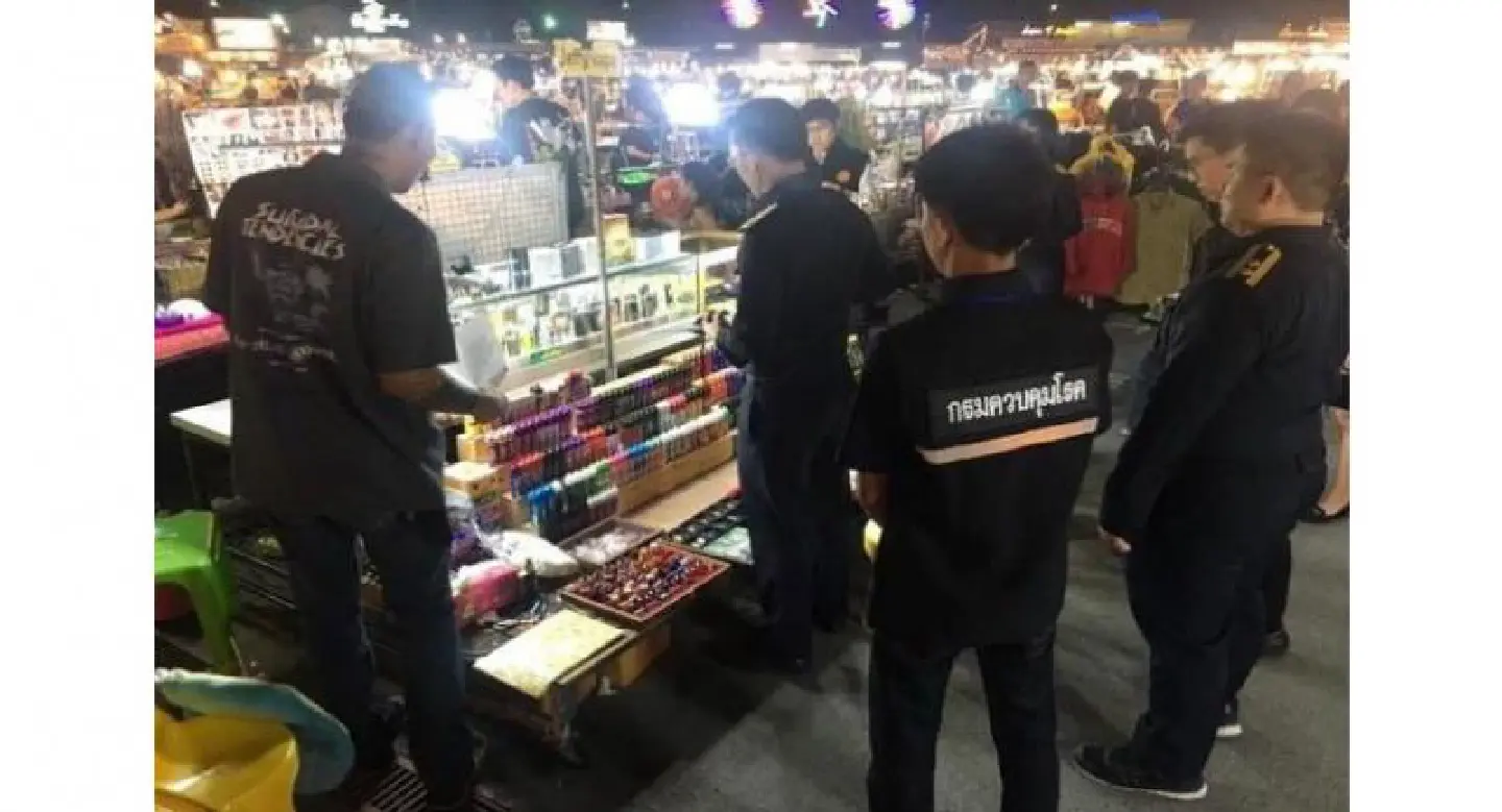 Ban on e-cigarettes under study after enforcement problems emerge