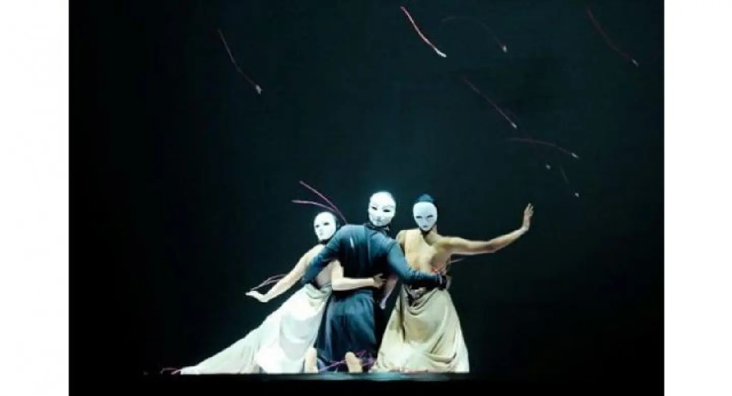 ‘Phra Lor’ gets a contemporary makeover