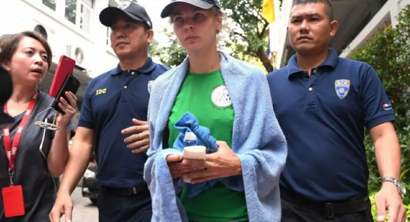 Latest : Model claiming Trump secrets deported from Thailand Latest : Model claiming Trump secrets deported from Thailand
