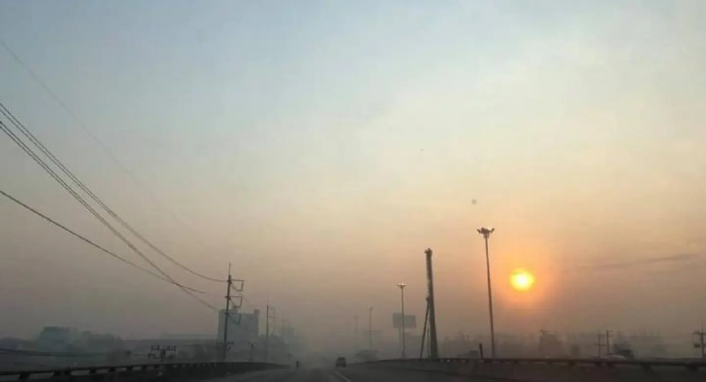 Bangkok air hits ‘code red’ while authorities resist strong measures