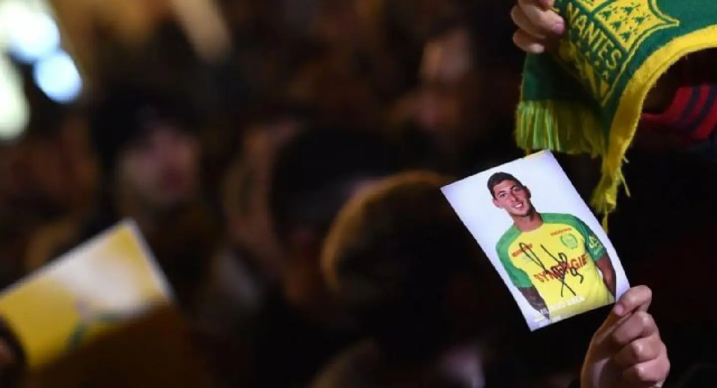 Latest : Cardiff striker Sala 'concerned about plane' in final audio message Latest : Cardiff striker Sala 'concerned about plane' in final audio message