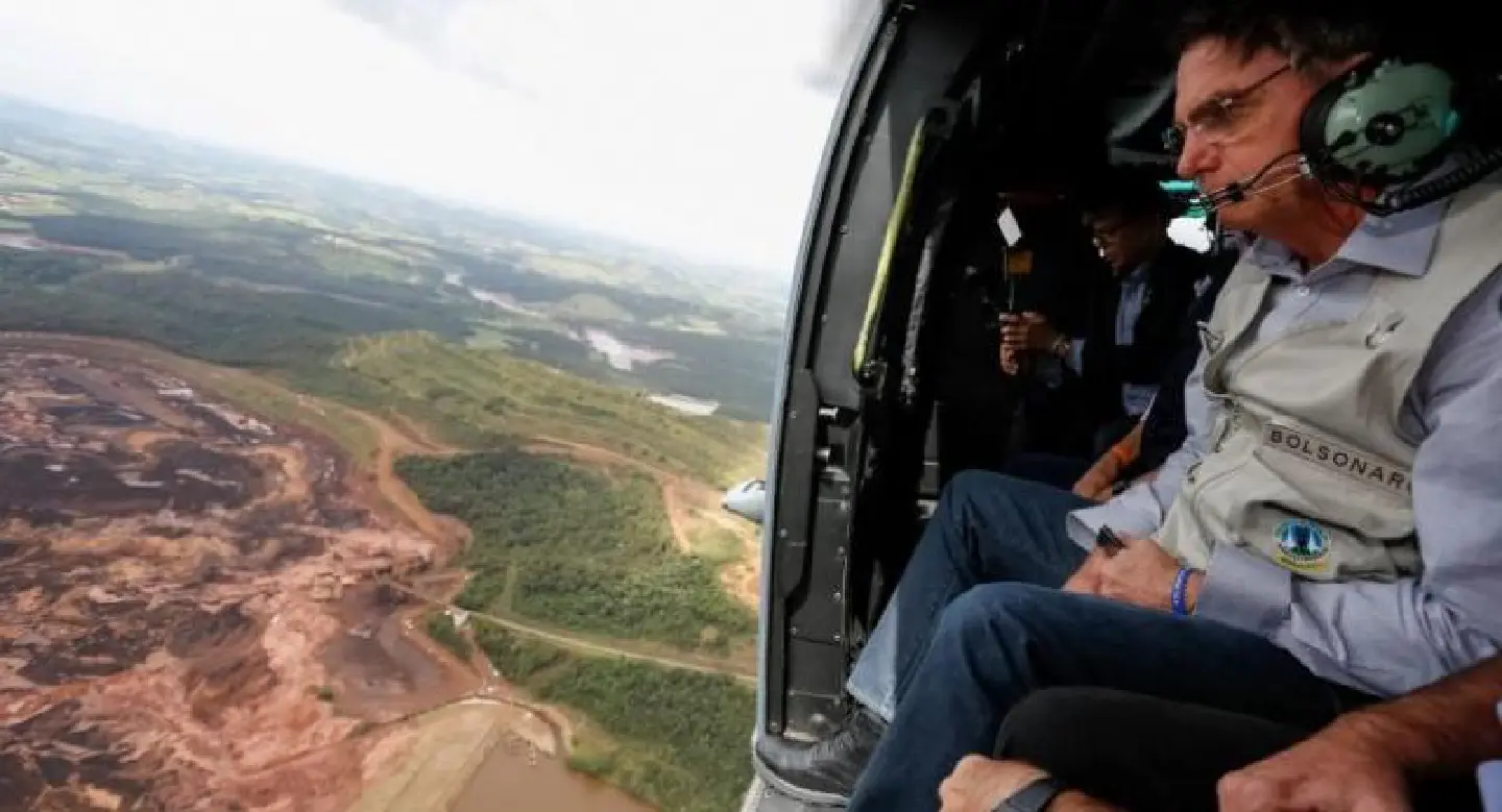 Hope fades for 300 missing in Brazil dam disaster Hope fades for 300 missing in Brazil dam disaster