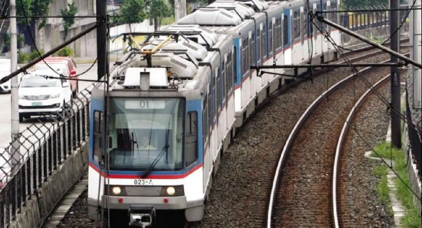MRT-3 passenger arrested for bomb joke in Philippines MRT-3 passenger arrested for bomb joke in Philippines