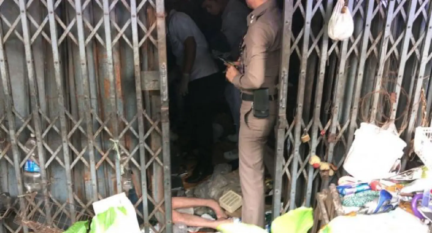 Bed-ridden man rescued from dirty shophouse Bed-ridden man rescued from dirty shophouse