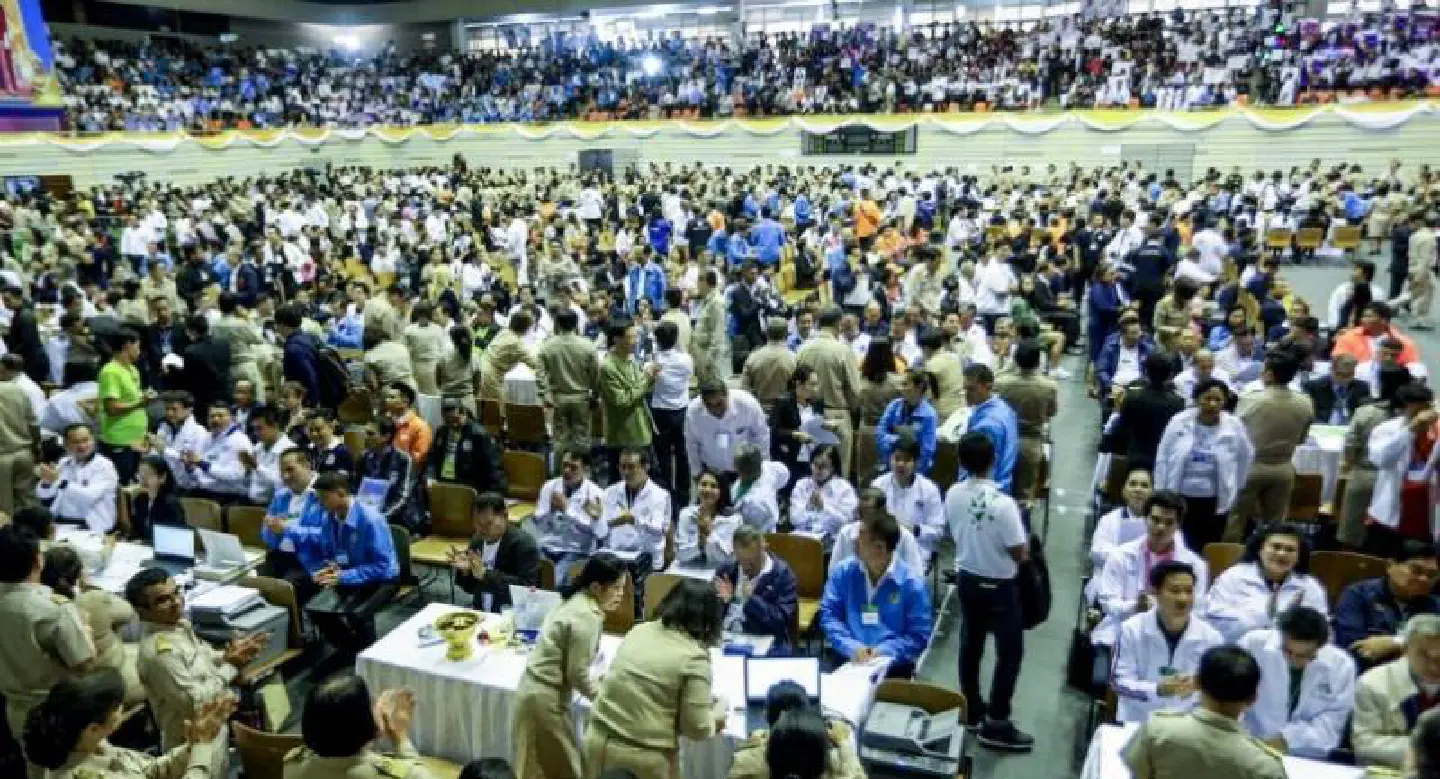 Over 5,000 register on first day