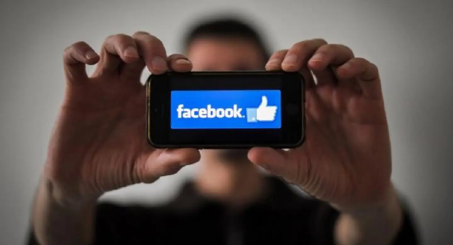 Latest : Facebook bans four Myanmar ethnic rebel groups Latest : Facebook bans four Myanmar ethnic rebel groups