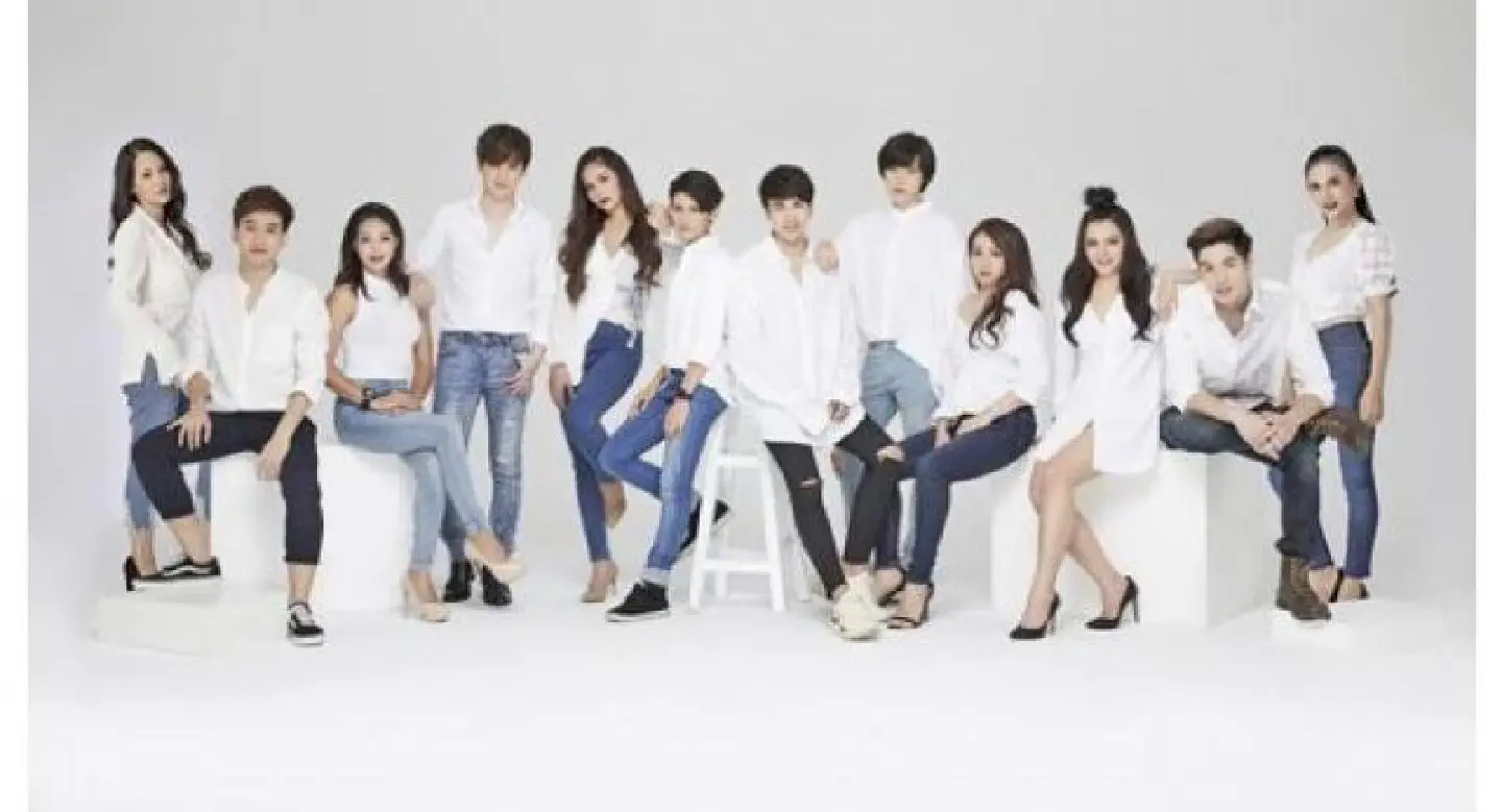 AF8 kids back onstage