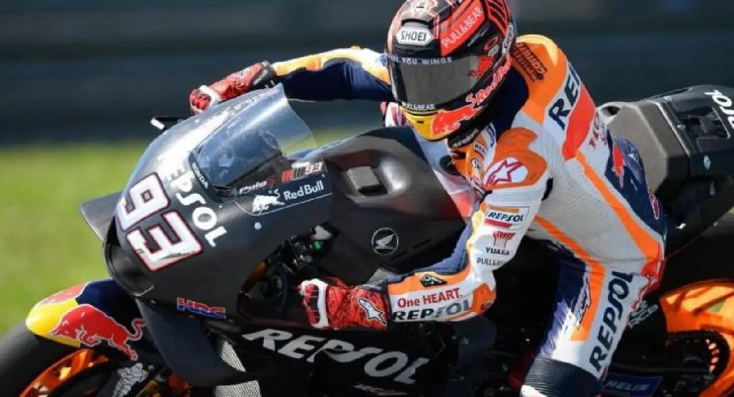 Marquez returns from injury to top Day 1 at Sepang Marquez returns from injury to top Day 1 at Sepang