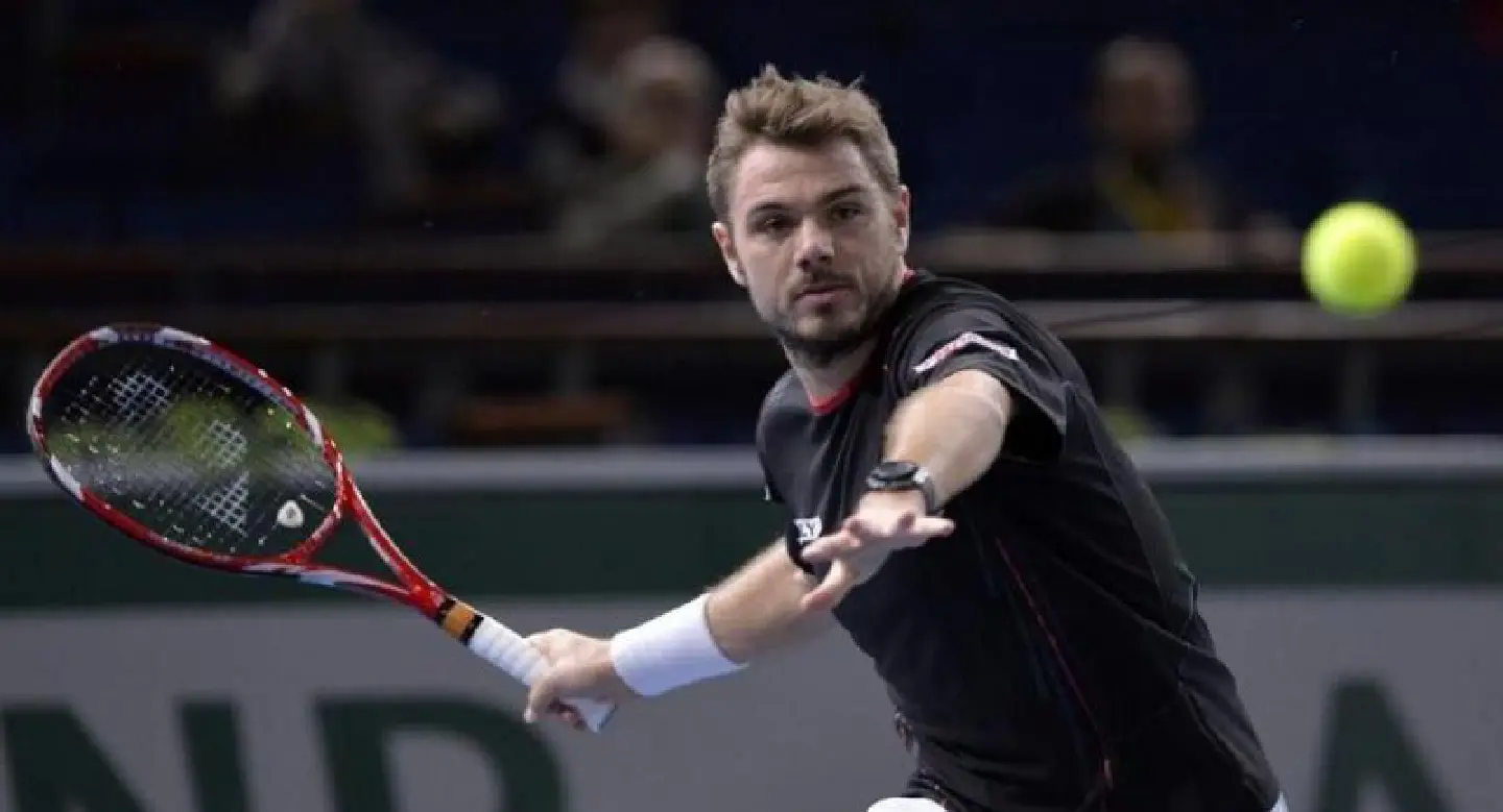 Wawrinka through as Paire switches off Wawrinka through as Paire switches off