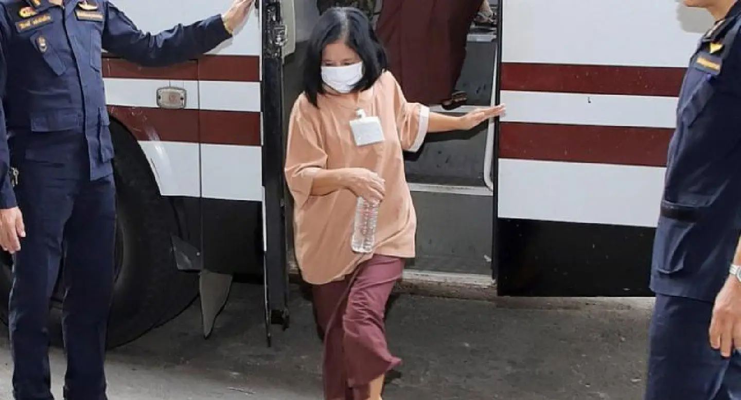 Woman breaks down after being cleared of human trafficking