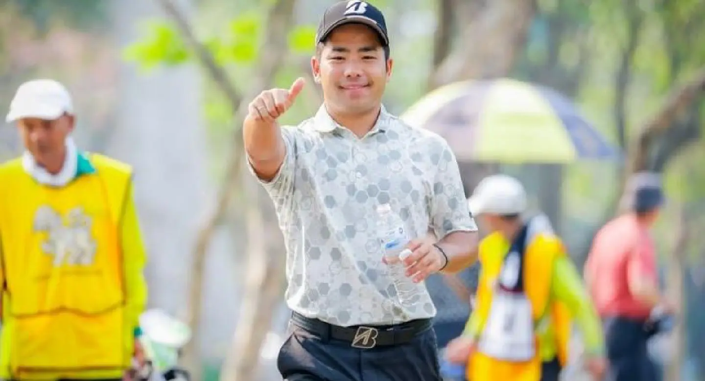 Birdie blitz gives outsider Higa early lead in Thongchai event