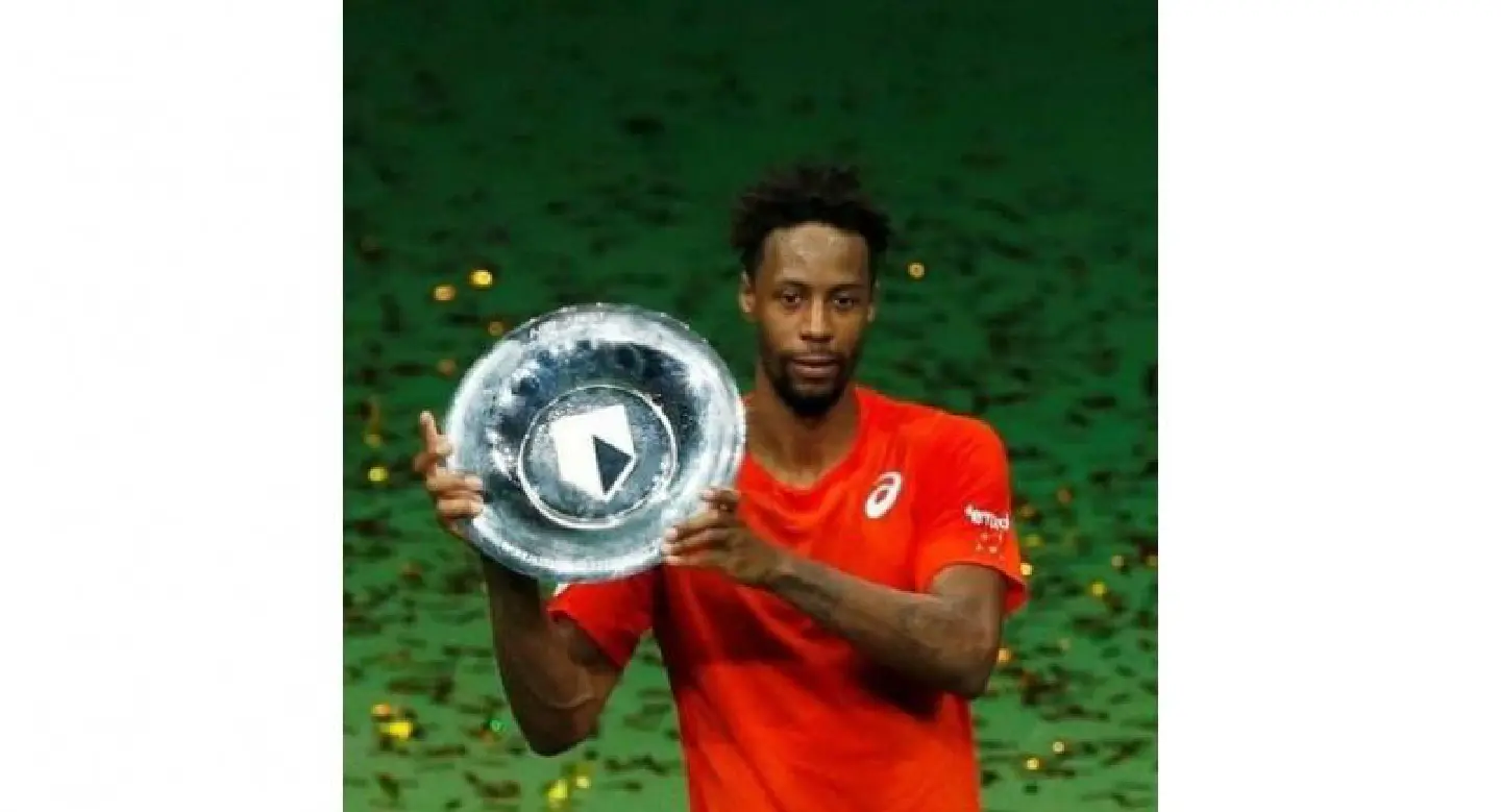 Friendly fire as Monfils beats Wawrinka to win Rotterdam Open