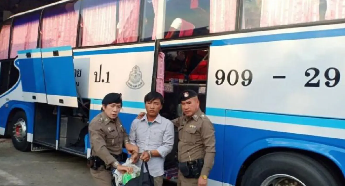 Chiang Rai man arrested on bus with 8kg of ‘ice’ Chiang Rai man arrested on bus with 8kg of ‘ice’