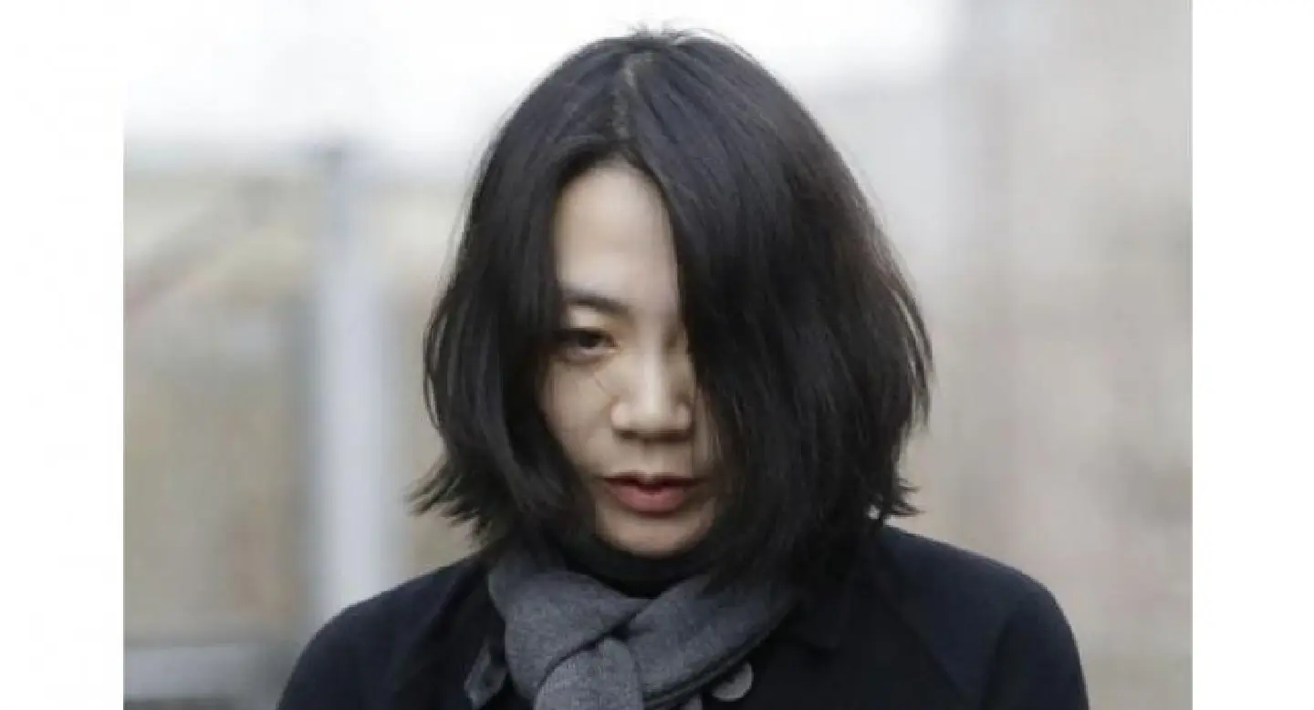 'Die! Die!' Video shows Korean Air 'nut rage' heiress assaulting husband 'Die! Die!' Video shows Korean Air 'nut rage' heiress assaulting husband