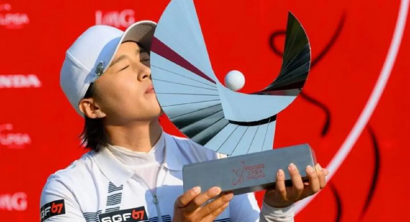 Yang PUTTS into history books Yang PUTTS into history books