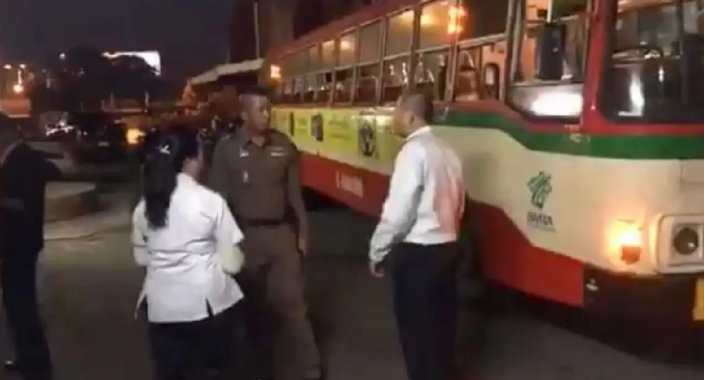 Bangkok teen’s fatal stabbing may have stemmed from bus seating dispute Bangkok teen’s fatal stabbing may have stemmed from bus seating dispute