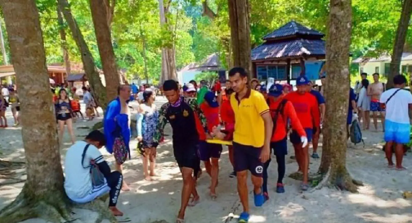 Chinese tourist rescued after choking on water