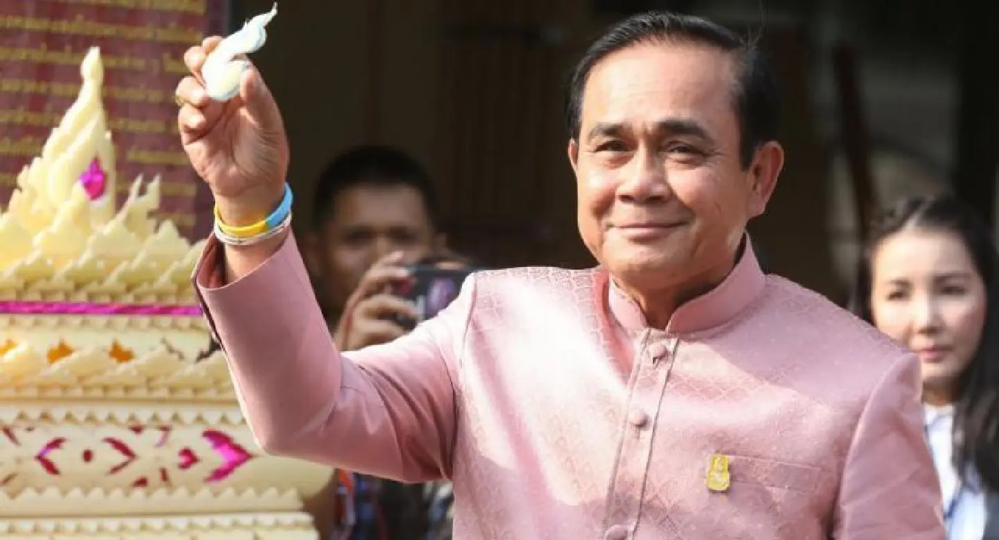 Prayut slams the door on prime minister debates Prayut slams the door on prime minister debates