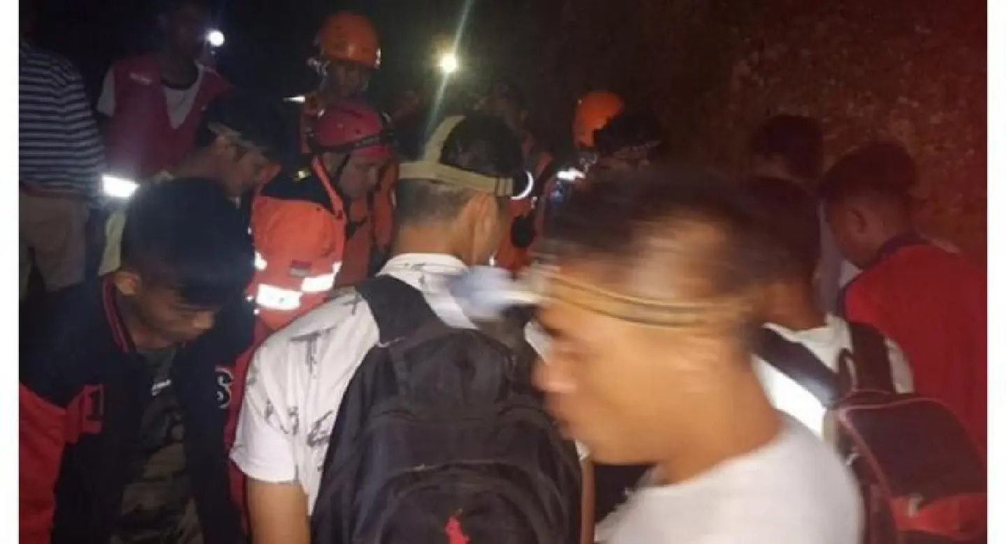 At least 60 people buried in North Sulawesi mine collapse At least 60 people buried in North Sulawesi mine collapse