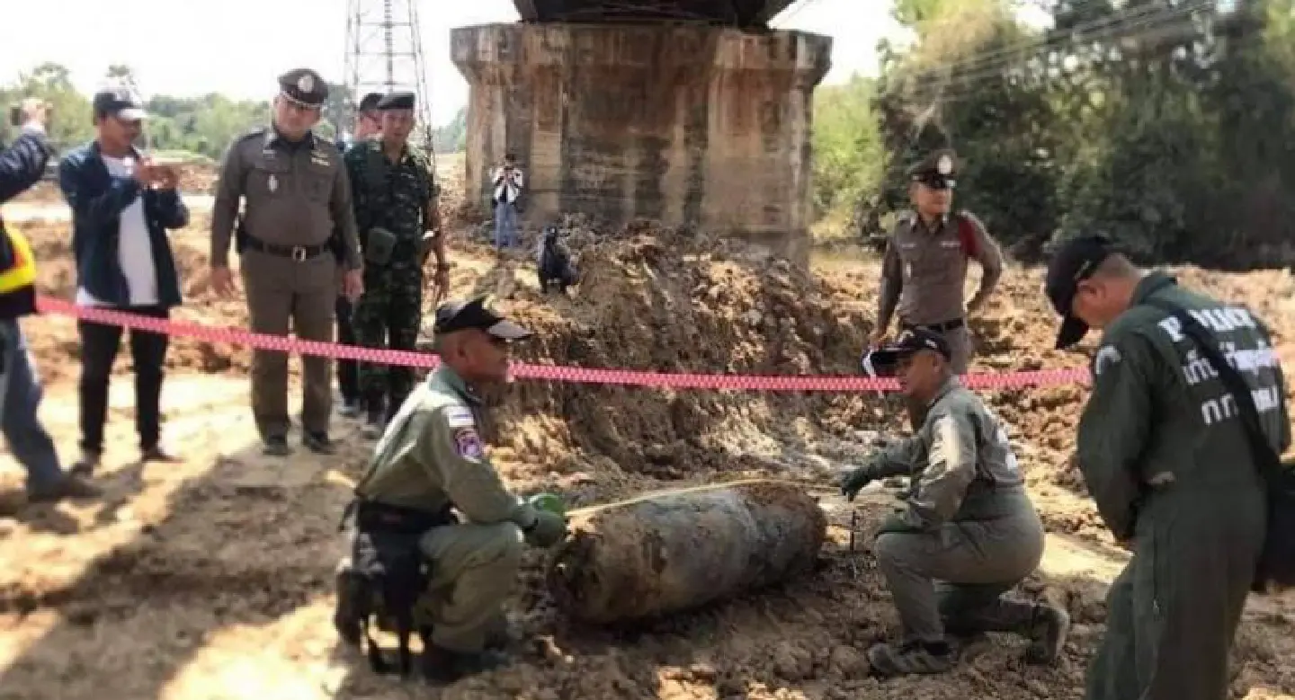 Unearthed WWII bomb finally ready to blow