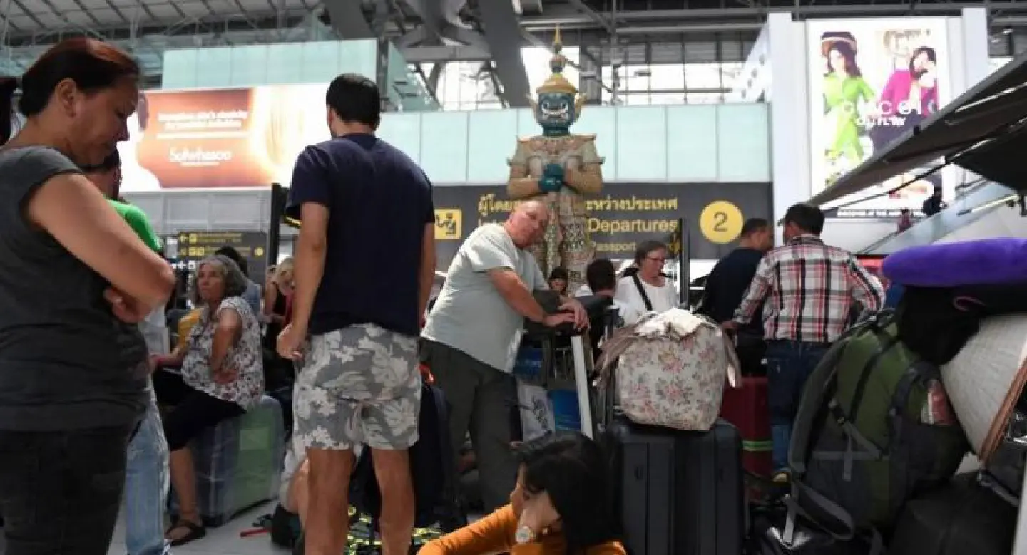 Nearly 40 flights cancelled at Suvarnabhumi as Pakistan shuts airspace