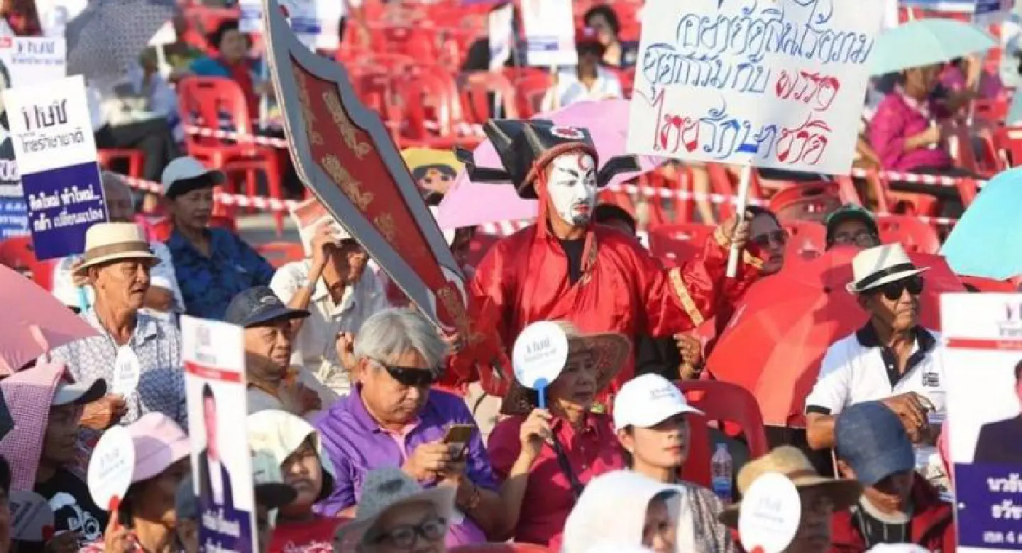 EC ‘brave’ to send Thai Raksa Chart to Constitutional court, says former commissioner Somchai