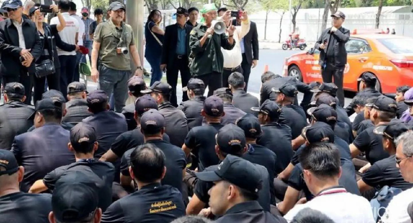 Security guards and employers up in arms