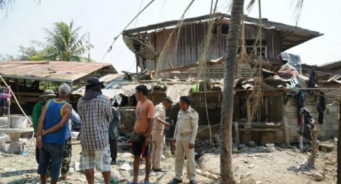 Longan farmer killed in blast after leaving chemicals in hot sun Longan farmer killed in blast after leaving chemicals in hot sun