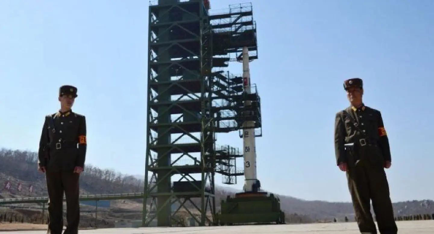 Urgent : Pyongyang 'rebuilding' main satellite launch site, photos show Urgent : Pyongyang 'rebuilding' main satellite launch site, photos show