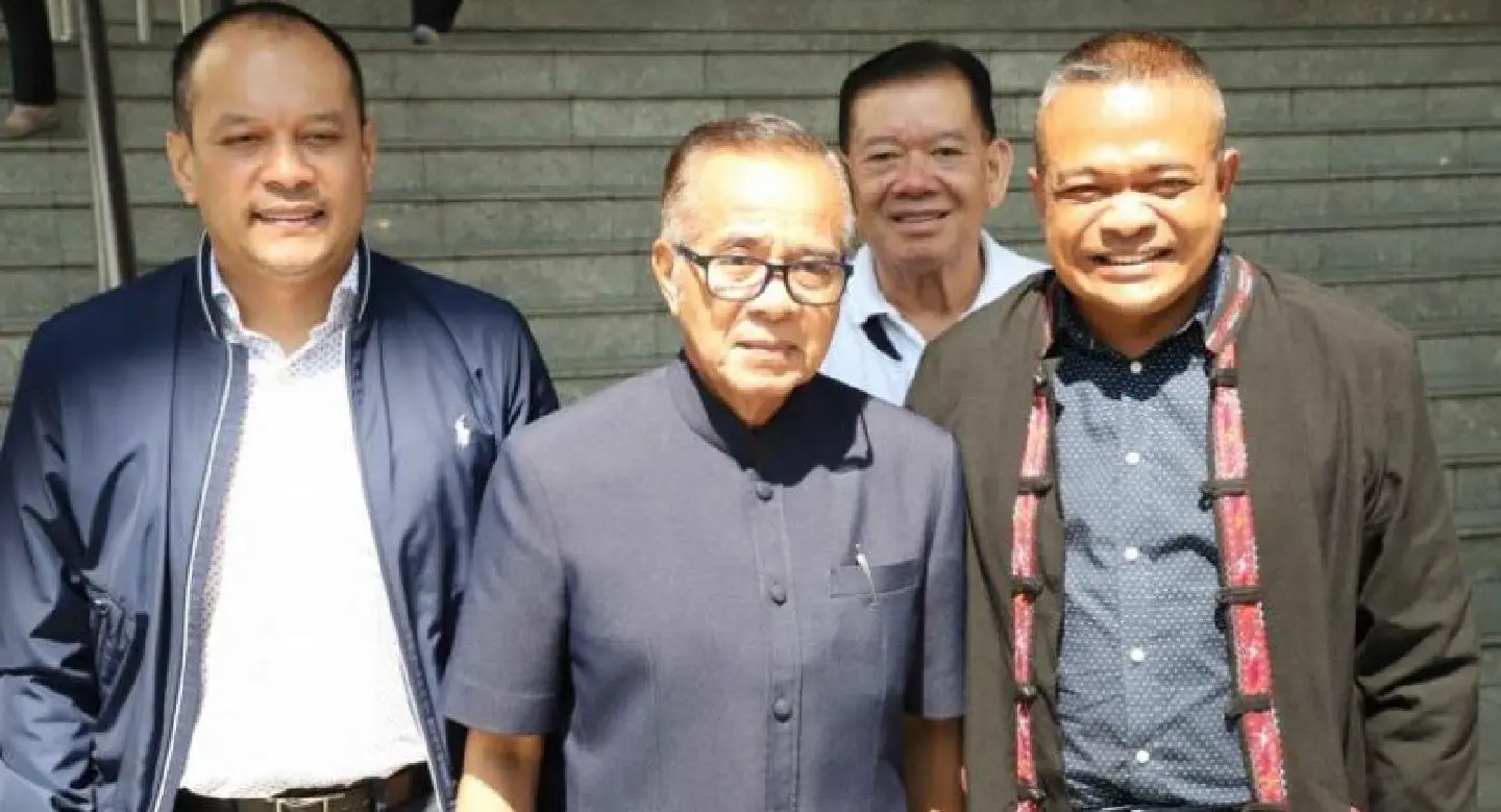 Democrat withdraws suits against three former red-shirt leaders after out-of-court settlement Democrat withdraws suits against three former red-shirt leaders after out-of-court settlement