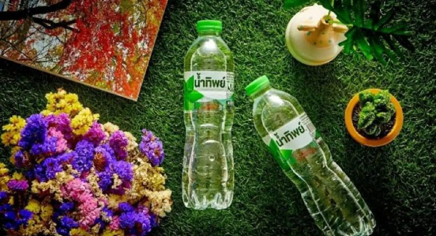 Coca-Cola unveils new-look Namthip Coca-Cola unveils new-look Namthip