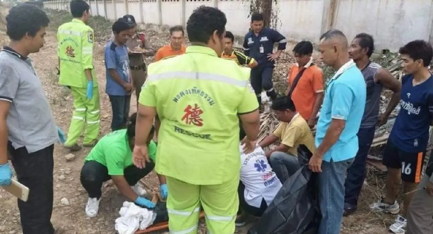 Boy playing on railway track crushed to death in Songkhla Boy playing on railway track crushed to death in Songkhla