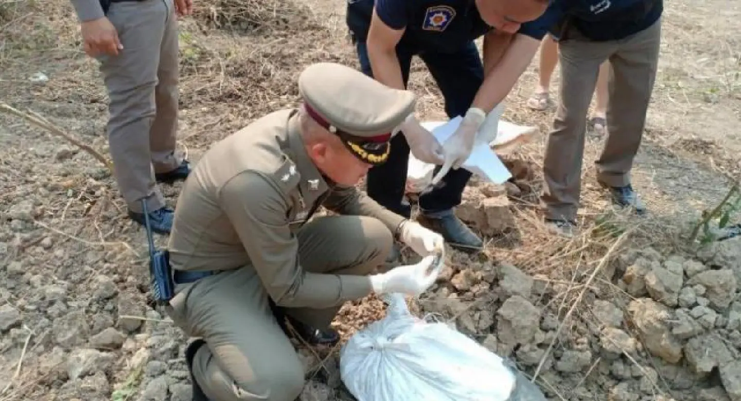 Sacks of meth pills found in Lampang woods Sacks of meth pills found in Lampang woods