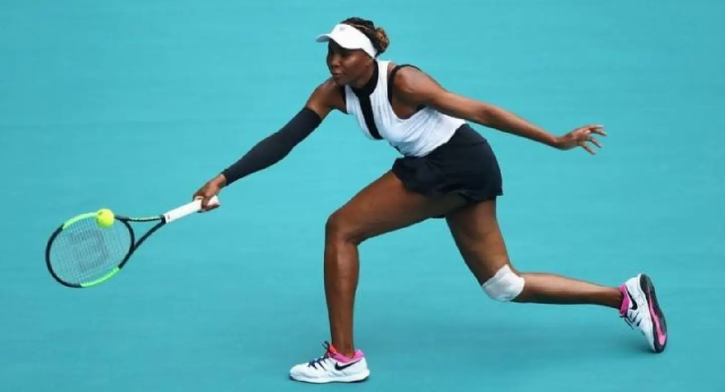 Venus holds off Jakupovic to advance at Miami tennis Venus holds off Jakupovic to advance at Miami tennis