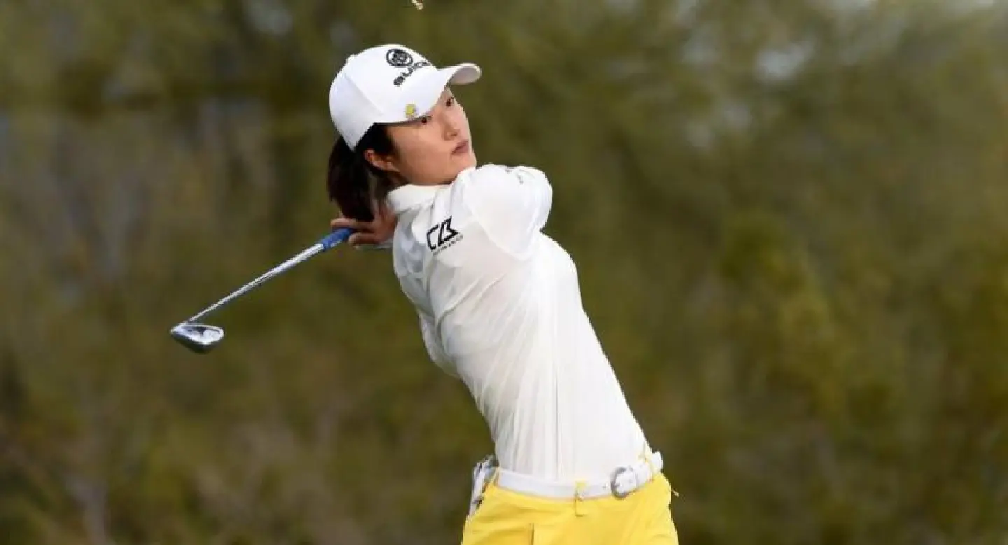 China's Liu storms to one-shot lead at LPGA Founders Cup China's Liu storms to one-shot lead at LPGA Founders Cup