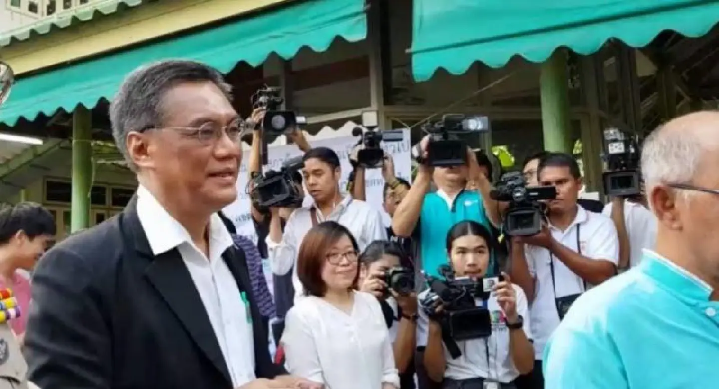 EC chief urges voters to heed King’s advice and choose ‘good people’