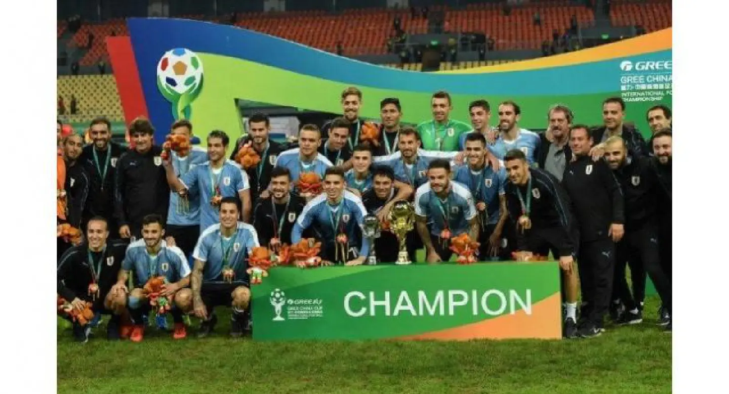Stuani strikes again as ruthless Uruguay win China Cup