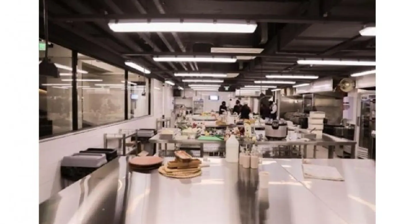 Lotte Accelerator invests W1.5b in shared kitchen startup Lotte Accelerator invests W1.5b in shared kitchen startup