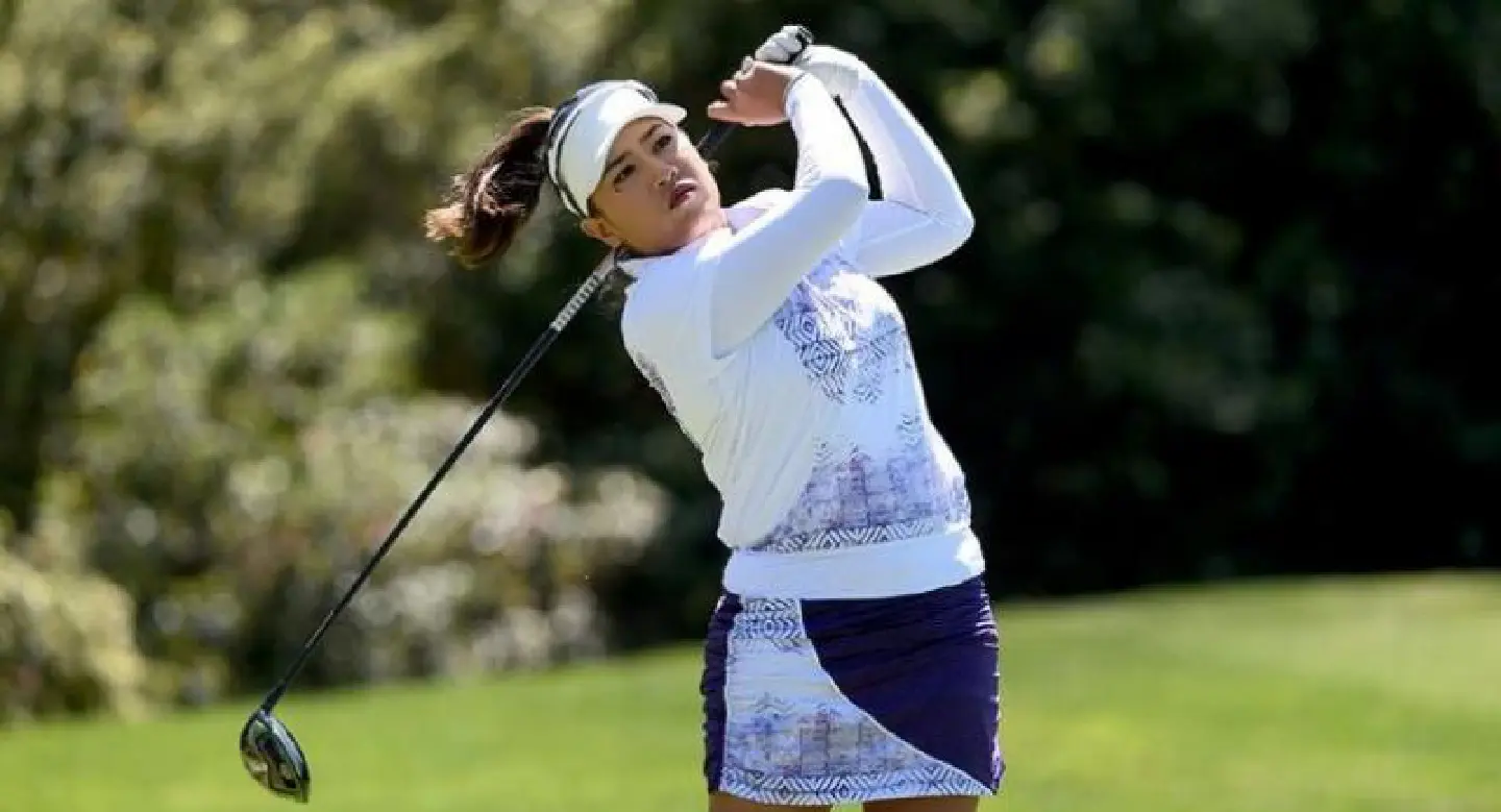 Park In-bee  seizes  LPGA Kia Classic lead, Thidapa trails 2 shots