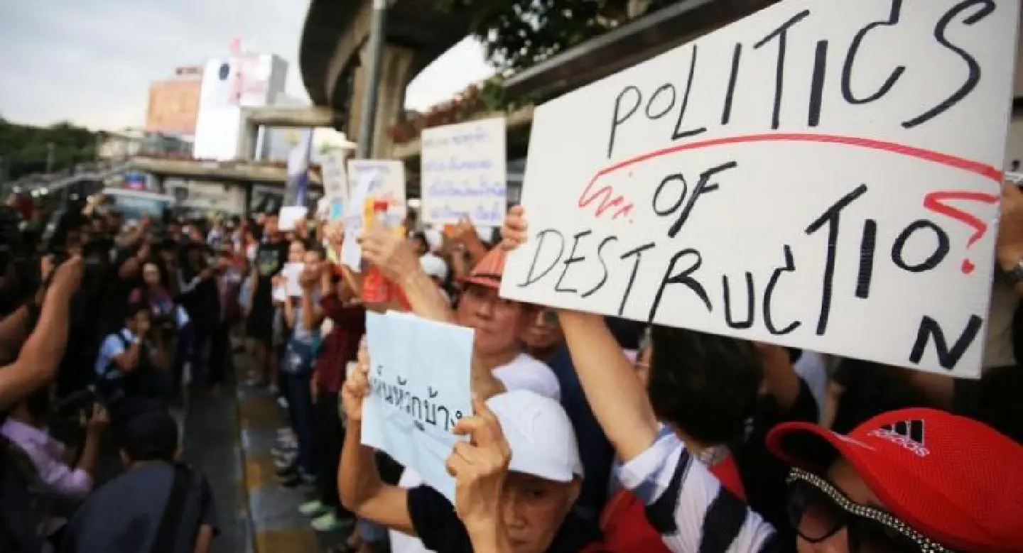 Public anger wells up over EC’s failures Public anger wells up over EC’s failures